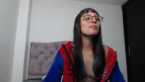 Snapshot of andrasla chatting on October 2025 04:57:02 AM Andras online show from October 2025 04:57:02 AM