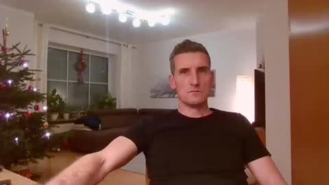 Snapshot of andre029 chatting on December 2024 08:17:02 PM Name online show from December 2024 08:17:02 PM