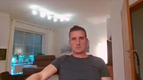 Snapshot of andre029 chatting on October 2025 03:12:01 PM Name online show from October 2025 03:12:01 PM