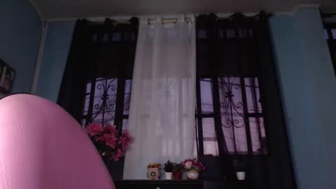 MARIA  online show from September 2025 11:04:02 PM