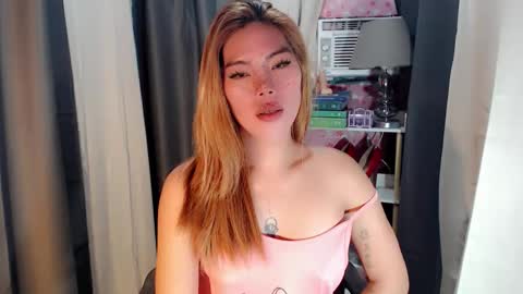 andrea06121998 online show from February 2026 11:56:01 PM