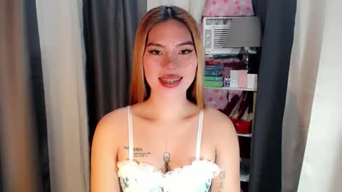 andrea06121998 online show from March 2026 12:56:02 PM