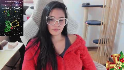 Snapshot of andrea_bonnie chatting on December 2025 01:56:02 AM andrea_bonnie online show from December 2025 01:56:02 AM