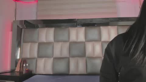 Snapshot of andrea_brunette_ chatting on November 2025 03:28:01 AM andrea_brunette_ online show from November 2025 03:28:01 AM