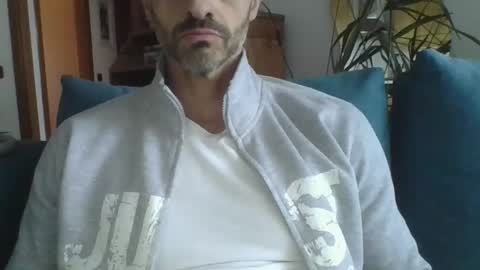 Snapshot of andrea_feetlover chatting on April 2026 12:53:02 PM andrea_feetlover online show from April 2026 12:53:02 PM