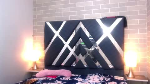 Andres Gil online show from February 2025 12:02:02 PM