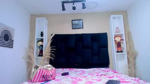 Andres Gil online show from October 2025 01:31:02 PM