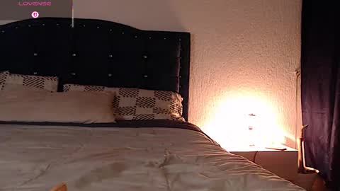 andrea online show from October 2025 06:03:01 AM