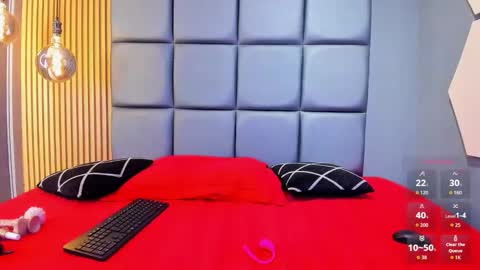  ANDREA  online show from November 2025 01:03:01 PM