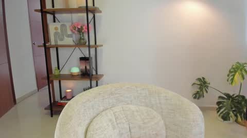 andrea online show from February 2026 07:28:01 PM