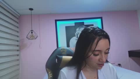 Andrea Ramos online show from February 2025 02:36:02 AM