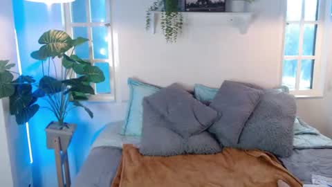 ANDREA  online show from July 2026 01:58:01 PM