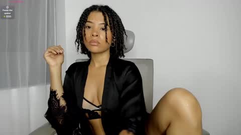 Andrea  online show from January 2025 04:52:01 PM