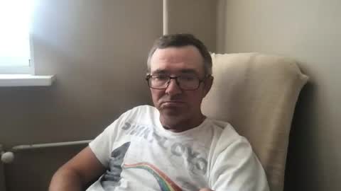 Snapshot of andreass60 chatting on July 2026 05:07:01 AM andreass60 online show from July 2026 05:07:01 AM