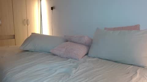 Snapshot of andreawine89 chatting on November 2025 10:41:02 PM Andrea see you soon 20 january 300 pm GMT 5 online show from November 2025 10:41:02 PM