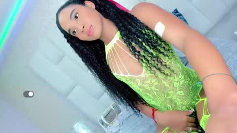 andreayano online show from November 2025 05:17:01 AM