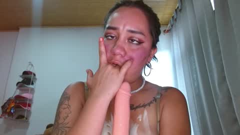 Andre online show from February 2025 08:05:02 PM