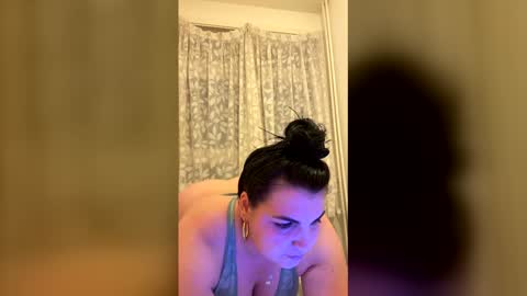 andreea0708 online show from March 2026 06:34:01 PM