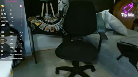 Andrew online show from February 2026 04:15:02 PM