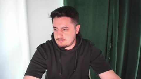 Andrew online show from April 2026 04:26:01 PM