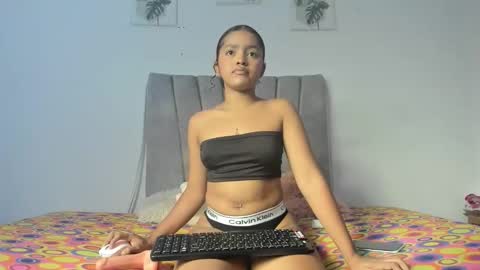 andreina_evans online show from March 2026 02:27:01 AM