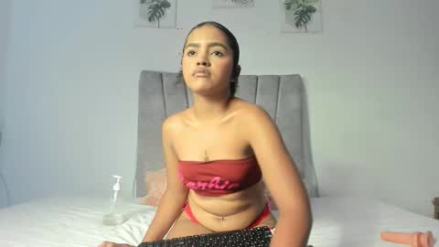 andreina_evans online show from April 2026 02:45:01 AM