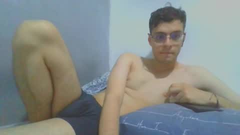 andres129494 online show from November 2025 02:23:01 AM