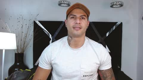 insta andres clark  online show from February 2025 05:57:02 PM