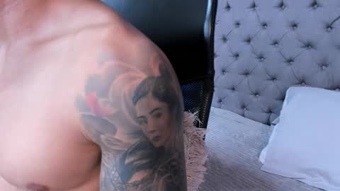 insta andres clark  online show from November 2025 06:06:02 PM