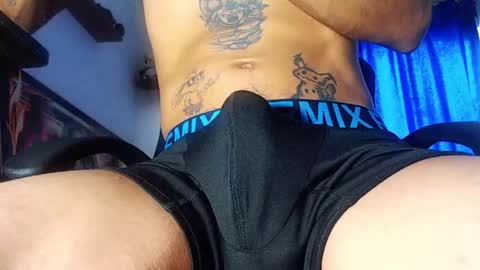 Snapshot of andres_cond chatting on May 2026 12:12:02 PM Andrs o online show from May 2026 12:12:02 PM