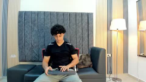 andres_cream online show from September 2025 12:16:01 PM