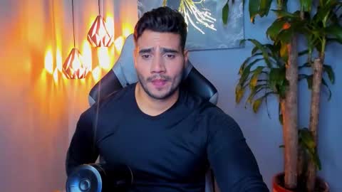 Andres online show from October 2025 01:41:02 AM