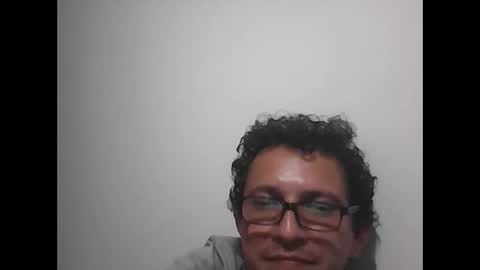 andresfloga online show from September 2025 05:46:01 AM