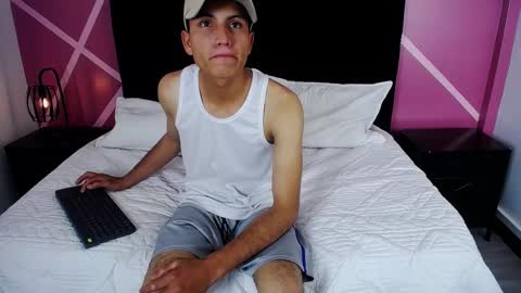 Snapshot of andresmatt chatting on December 2024 04:53:01 AM ANDRESMATT online show from December 2024 04:53:01 AM