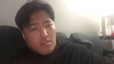 andrew670117 online show from March 2026 05:33:01 AM