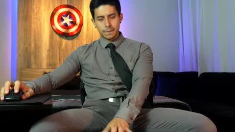 Andrew online show from December 2024 06:26:01 AM