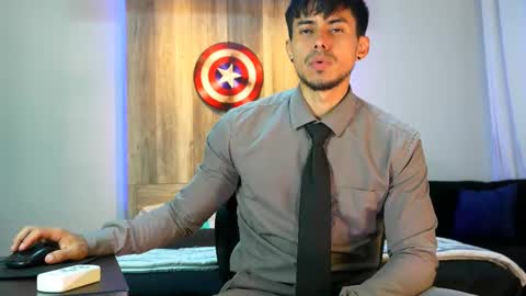 Andrew online show from February 2025 01:50:02 AM