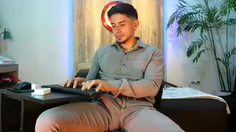 Andrew online show from August 2026 05:53:01 AM