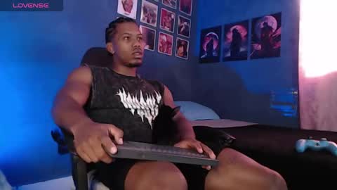 Andrew online show from February 2026 07:52:02 PM