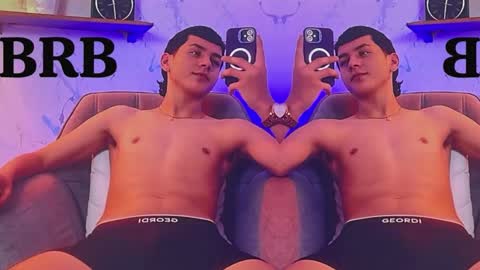 Snapshot of andrew_restrepo chatting on October 2025 11:00:02 PM andrew restrepo online show from October 2025 11:00:02 PM