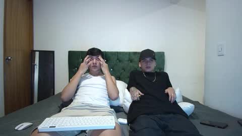 Snapshot of andrew_restrepo chatting on October 2025 11:57:01 PM andrew restrepo online show from October 2025 11:57:01 PM