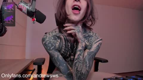 andrew_round online show from January 2025 08:15:01 PM