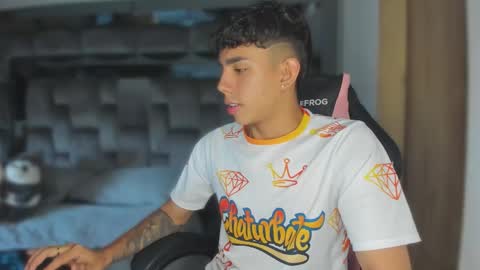 Andrew M. online show from September 2025 10:53:01 PM