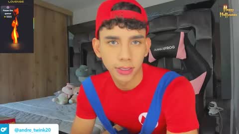 Andrew M. online show from October 2025 08:17:02 PM