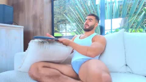 ANDREW WEST online show from October 2025 06:17:02 PM