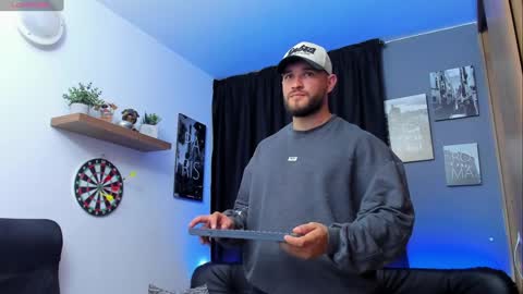 Andrew Diaz online show from January 2025 03:26:02 AM