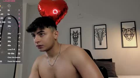 Andrewlamar21 online show from February 2025 06:55:01 PM