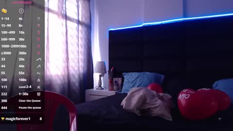 andrewmhilton_ online show from February 2025 06:37:01 PM