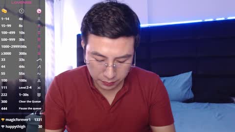 andrewmhilton_ online show from March 2025 07:04:02 PM