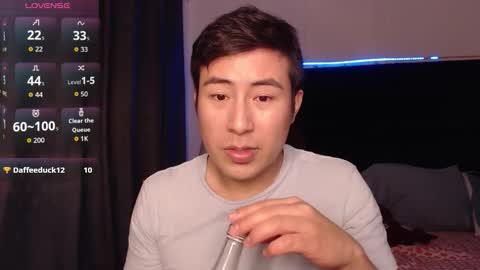 andrewmhilton_ online show from January 2026 05:12:01 AM